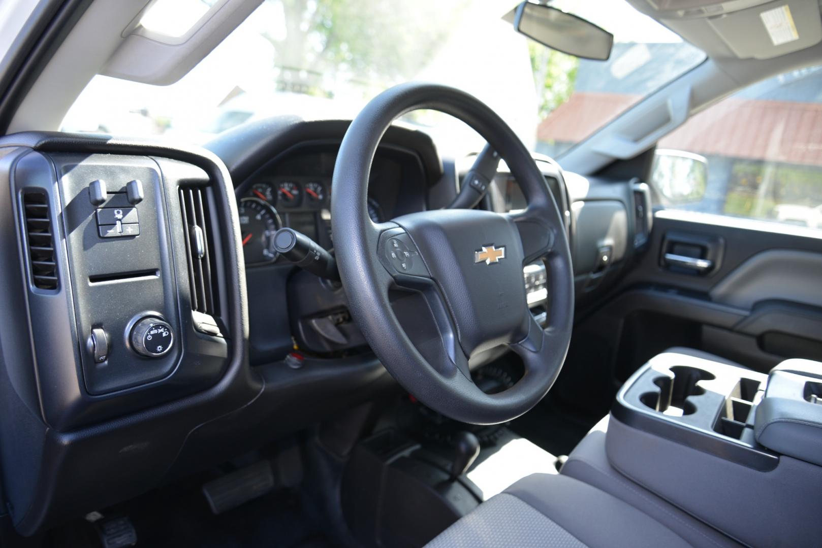 2015 White /Gray Chevrolet Silverado 2500HD Service Body Double Cab 4WD (1GB2KUEG6FZ) with an 6.0 Gasoline V8 engine, Automatic transmission, located at 4562 State Avenue, Billings, MT, 59101, (406) 896-9833, 45.769516, -108.526772 - Photo#19